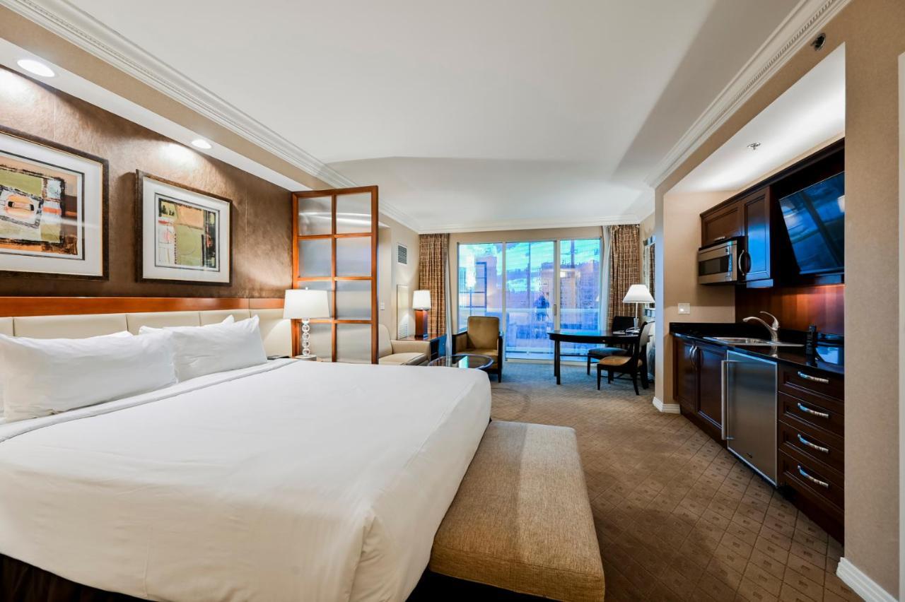Stripviewsuites At Signature Лас Вегас Екстериор снимка
