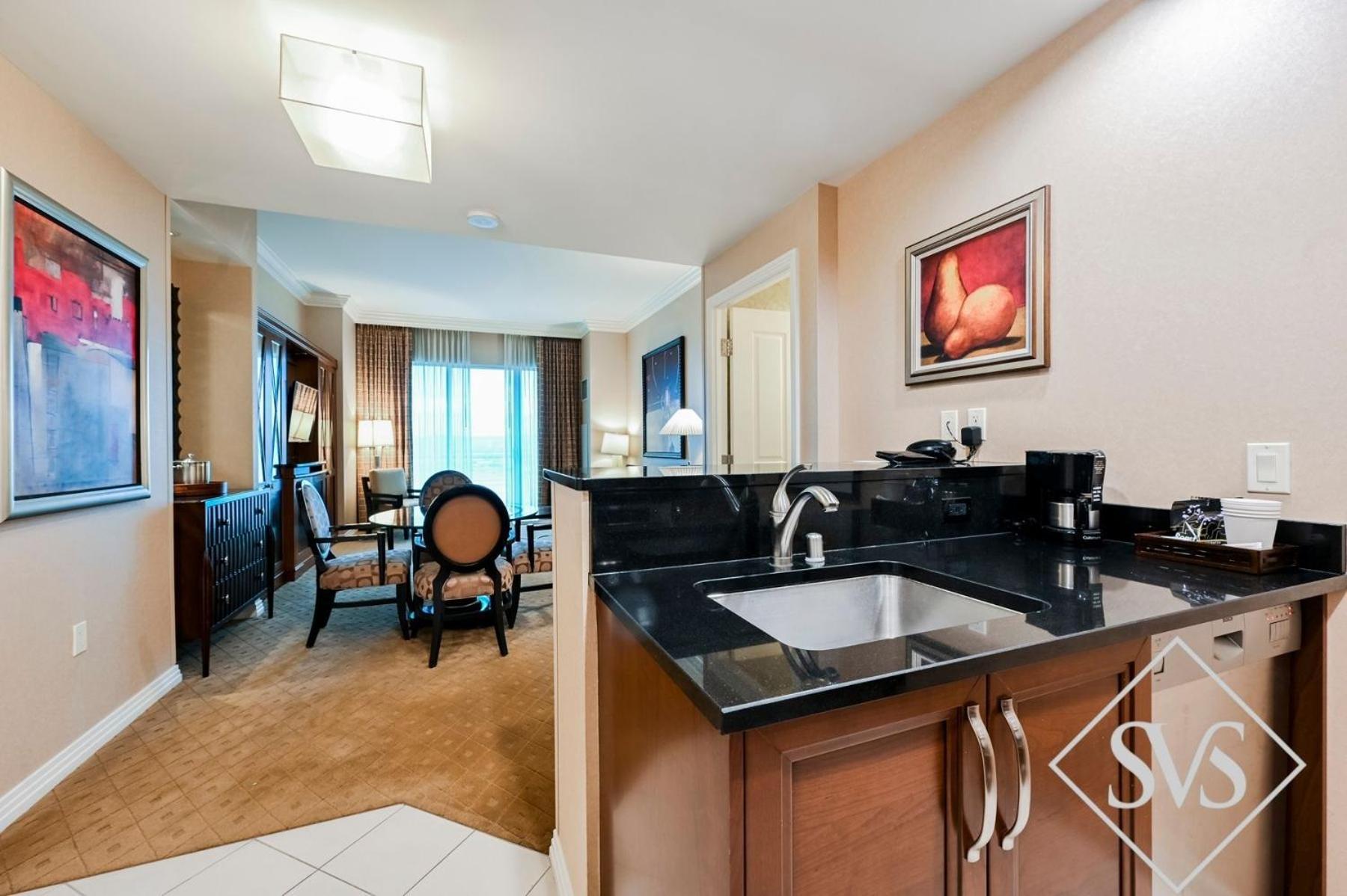 Stripviewsuites At Signature Лас Вегас Стая снимка